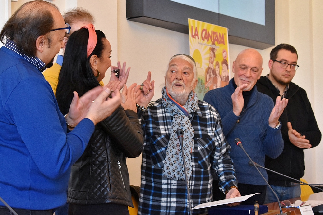 Copertina per L'ultimo carnevale di Sior Anzoletto, grande sfilata a Monfalcone con 11 carri