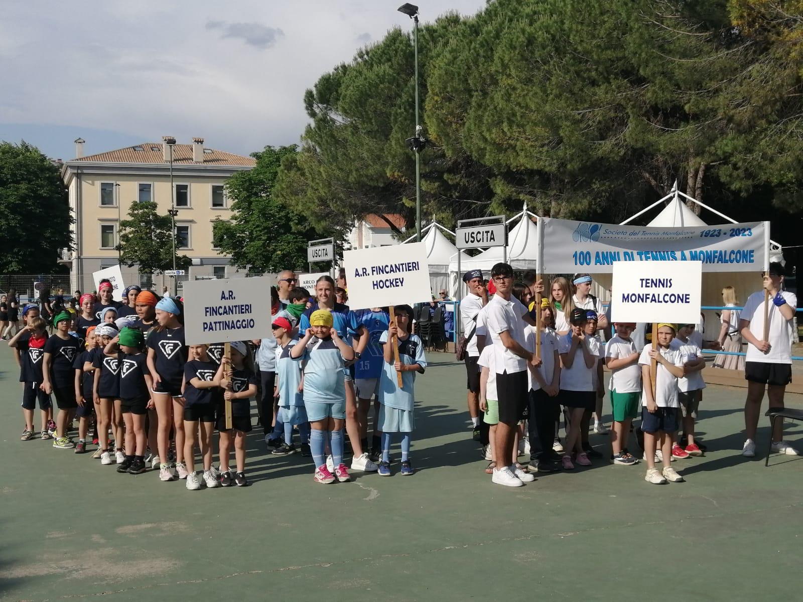 Un fiume di giovani atleti anima Monfalcone, inizia la Festa dello Sport