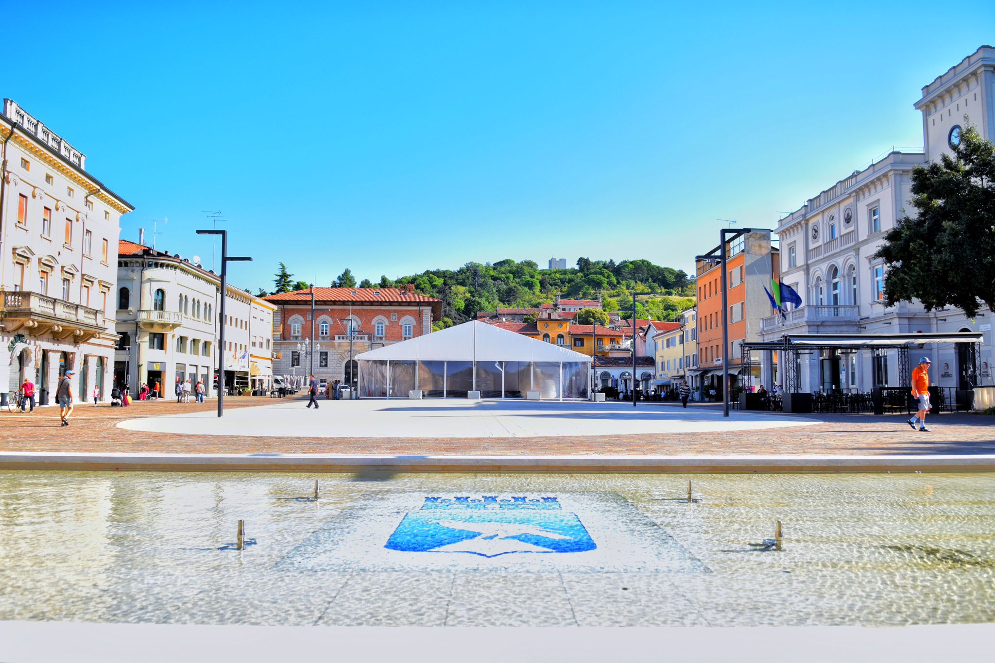 Immagine per La fontana in piazza quasi pronta, nuovo giochi d'acqua a Monfalcone