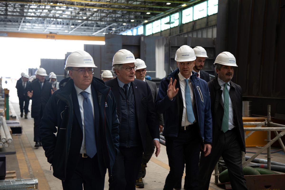 Copertina per A Monfalcone il commissario europeo Breton, la tappa dentro Fincantieri