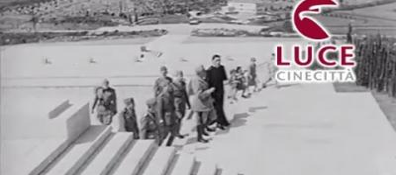 Immagine per Quando a Gorizia si acclamava prima Mussolini e poi...gli americani