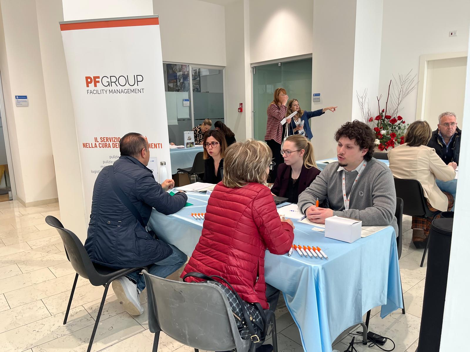 Immagine per A Monfalcone in 300 per 110 posti di lavoro, 11 aziende al Recruiting day