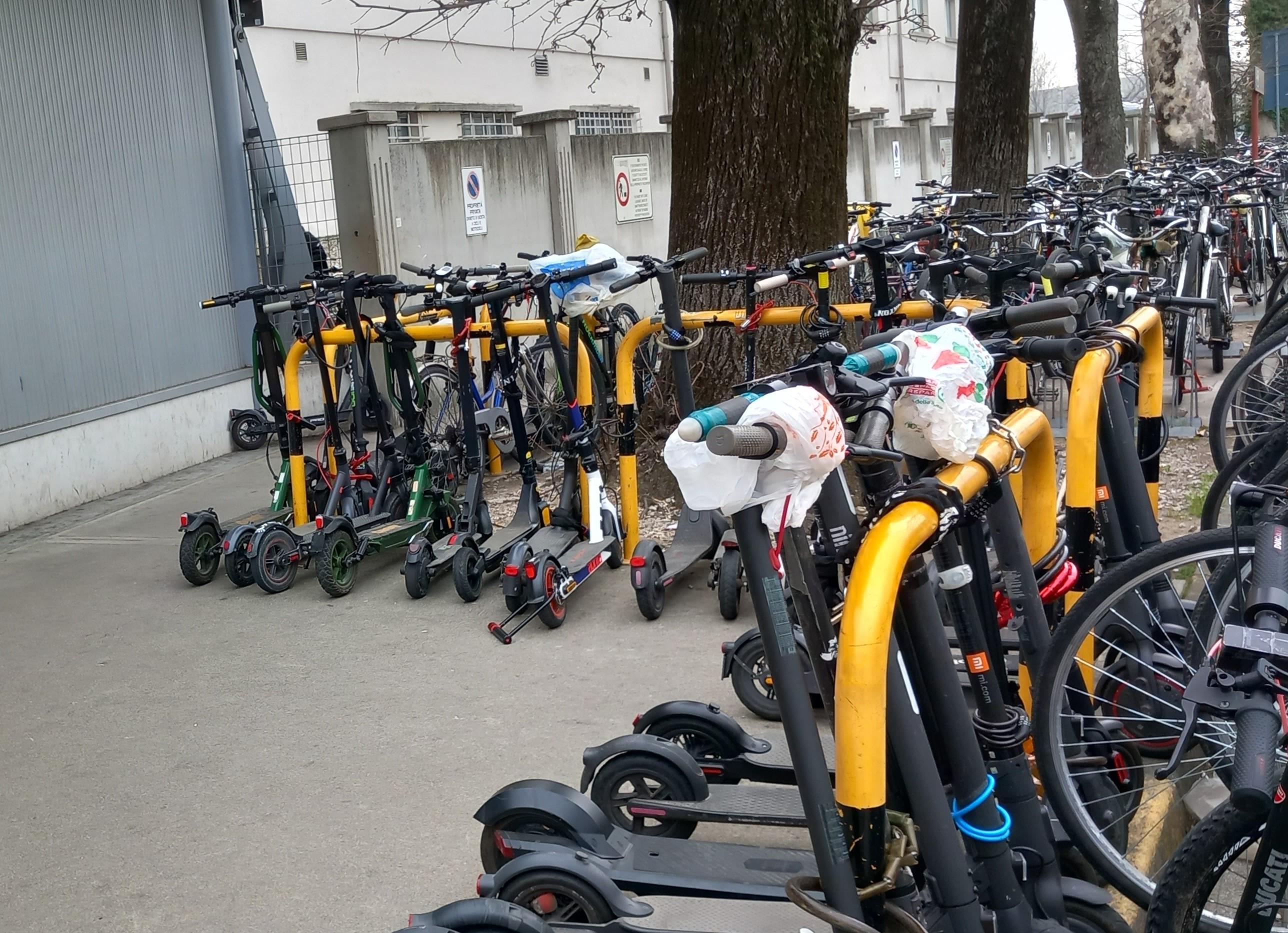 Immagine per Monfalcone, la Polizia Locale controlla 423 biciclette 