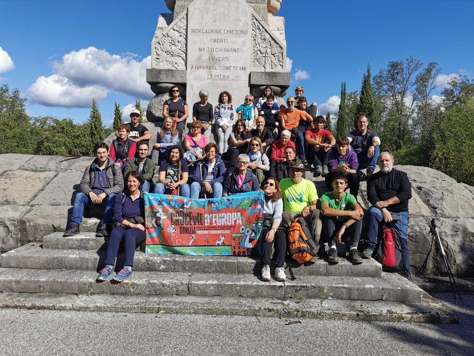 Copertina per Crocevie d’Europa ripropone la visita al del Monte Calvario