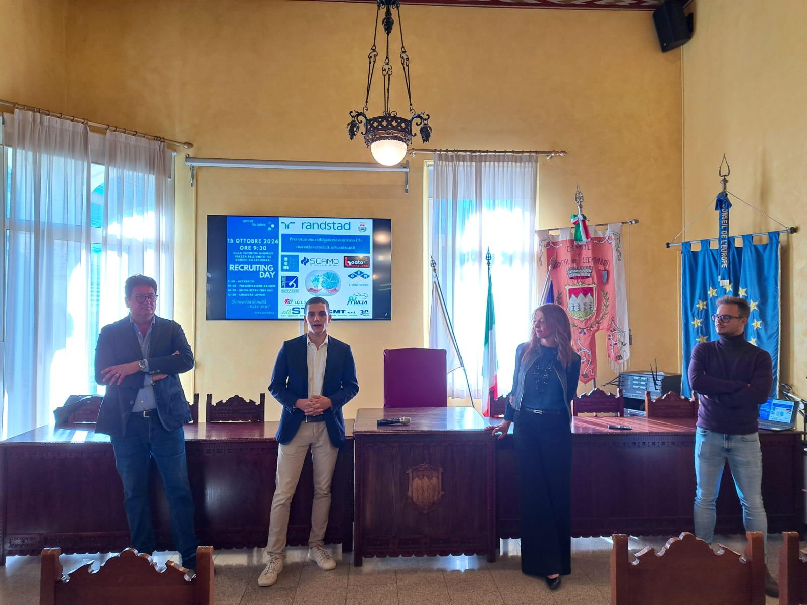 Copertina per Ronchi promuove l'incontro con le imprese: Recruiting Day a Villa Vicentini