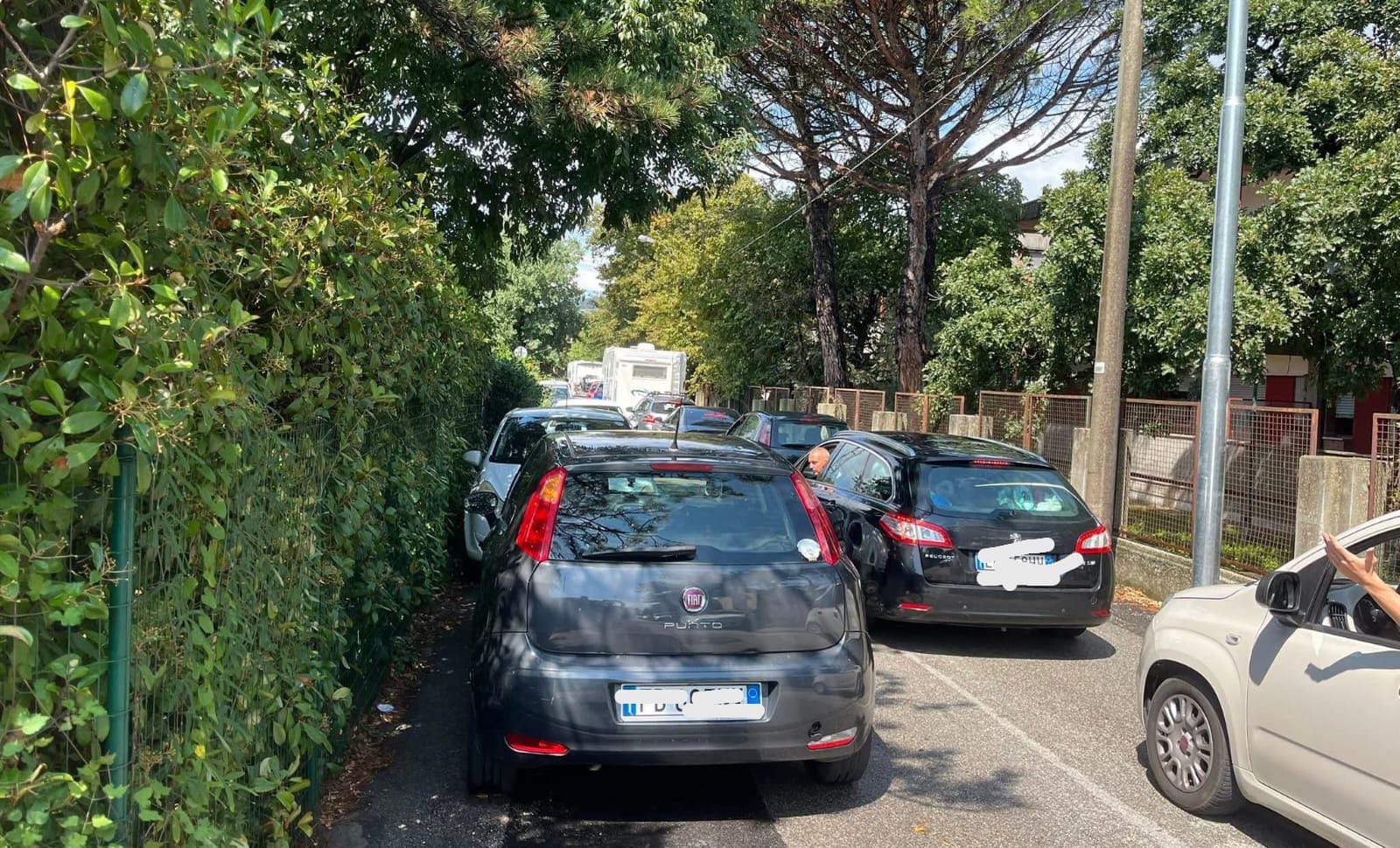 Caos traffico su Duino Aurisina, Romita e Milos: «Liberalizzare temporaneamente il Lisert e potenziare la Polizia Municipale»