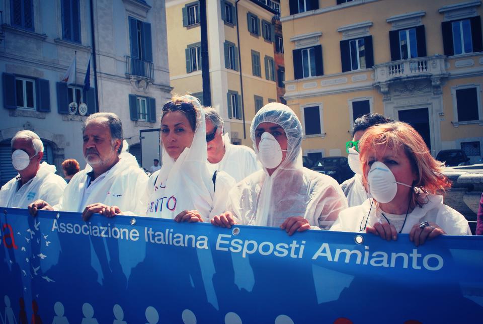 Lettere – Giornata Mondiale delle Vittime dell’Amianto: «Basta Silenzi, necessarie scelte coraggiose»