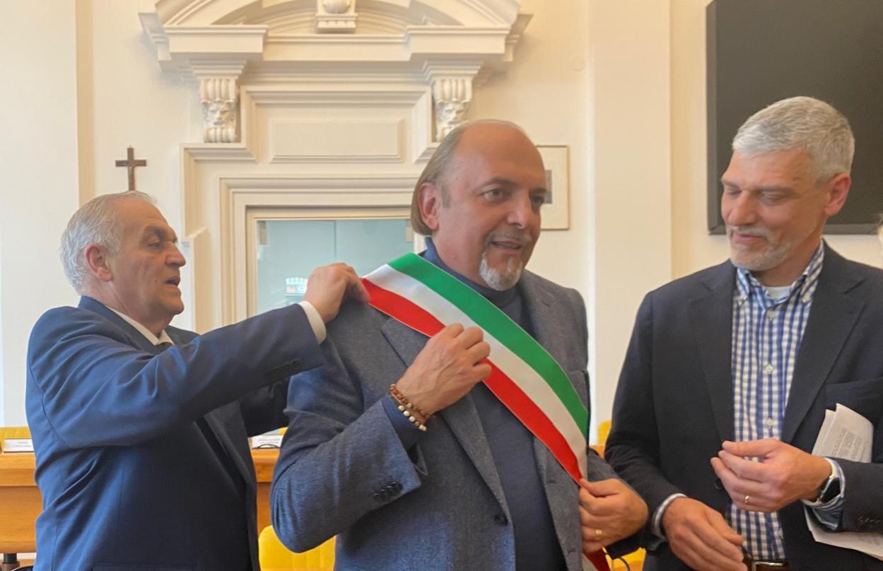 Fasan proclamato sindaco riceve la fascia tricolore: ecco la composizione del Consiglio Comunale
