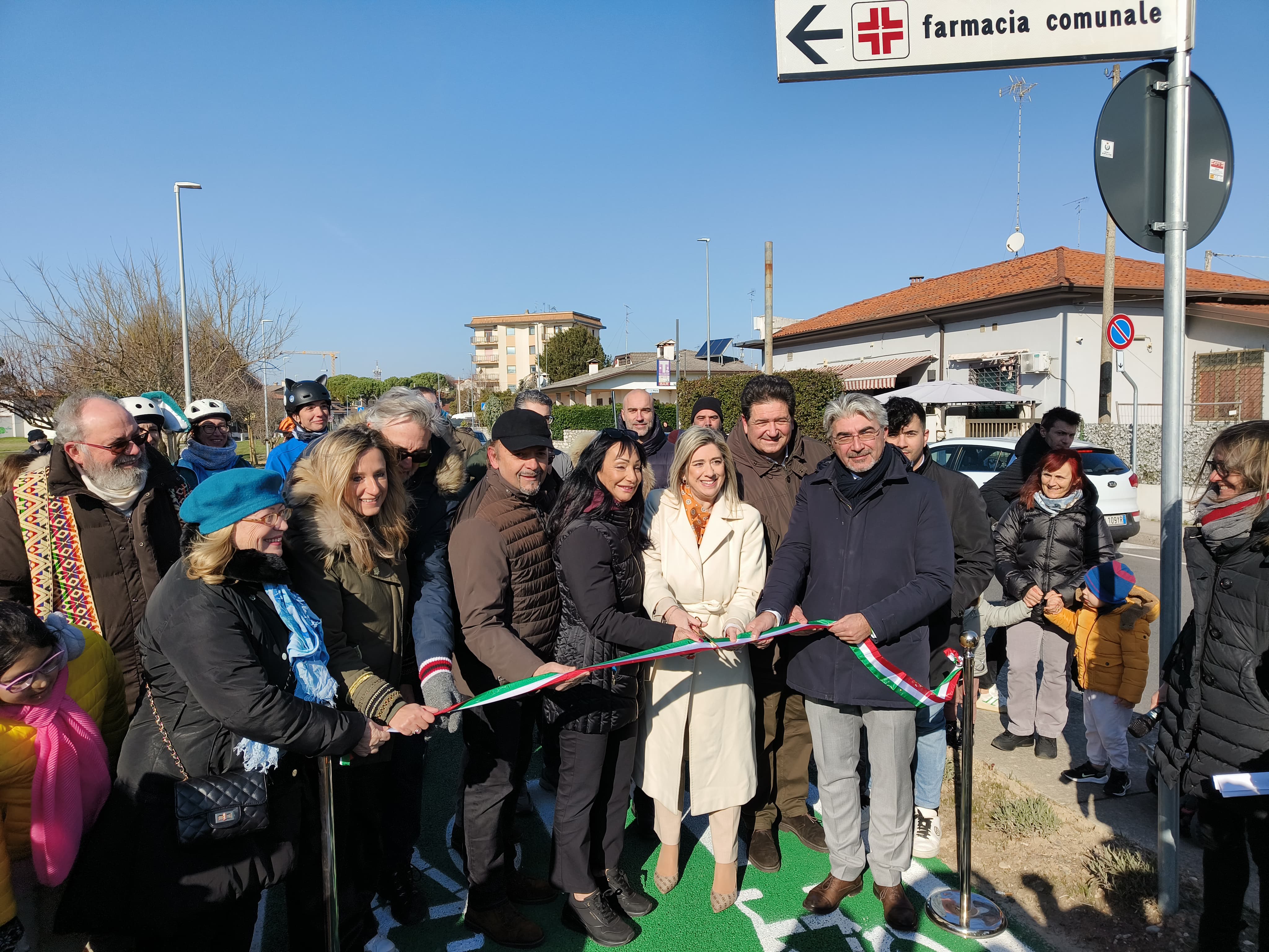 Immagine per Tra mobilità sostenibile e rigenerazione urbana: inaugurata da Monfalcone la ciclopedonale intercomunale