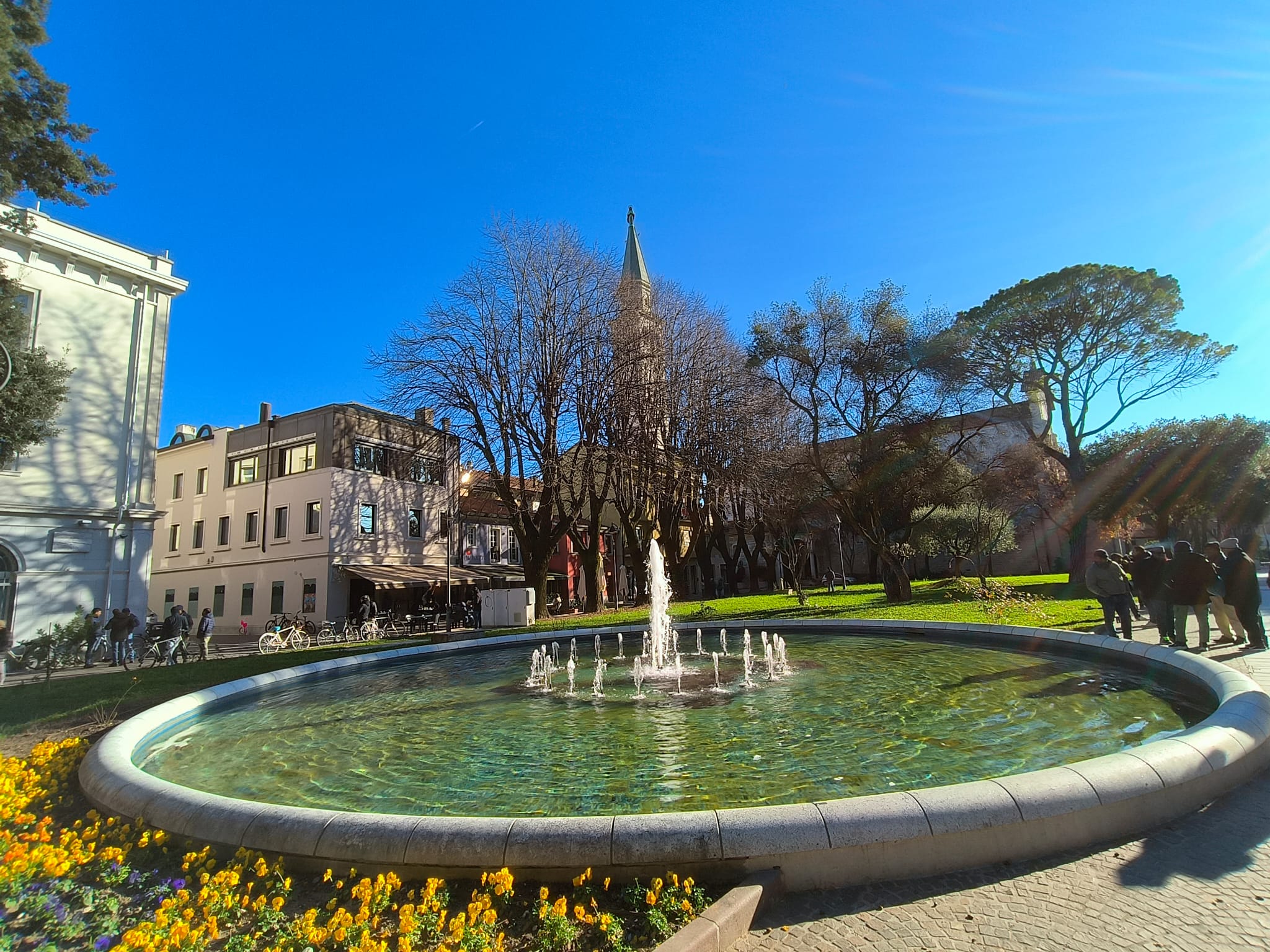 Immagine per Si inaugura ‘Monfalcone Fiorita’: la città celebra il suo verde urbano