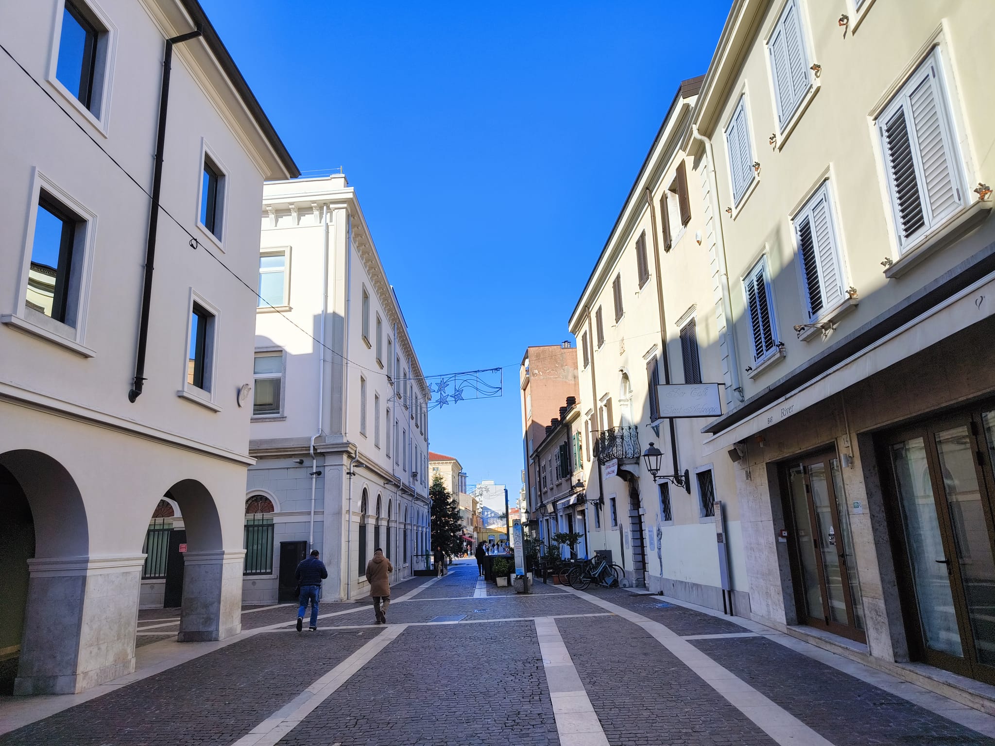 Copertina per Pubblica sicurezza in città, Moretti: «Molteni garantisca più poliziotti e Vigili del fuoco alla Città»