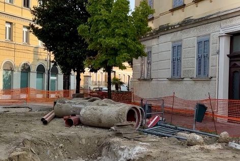 Copertina per Monfalcone, rinviata a mercoledì 25 giugno la riapertura al traffico di via Garibaldi