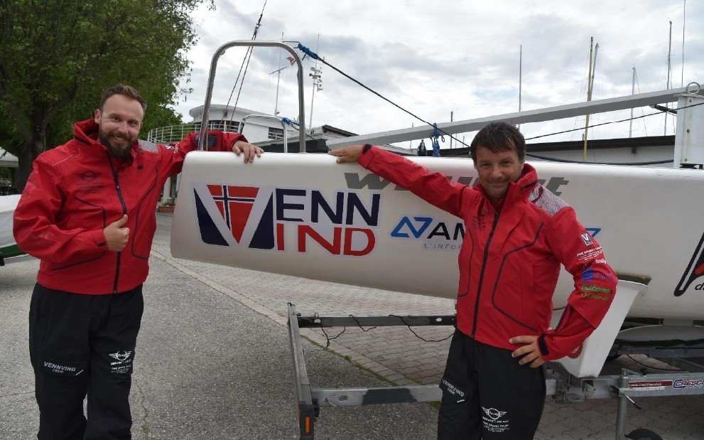 Copertina per Continua l’avventura velica ‘The Grand Tour Sailing’ di Franco Deganutti e Manuel Vlacich