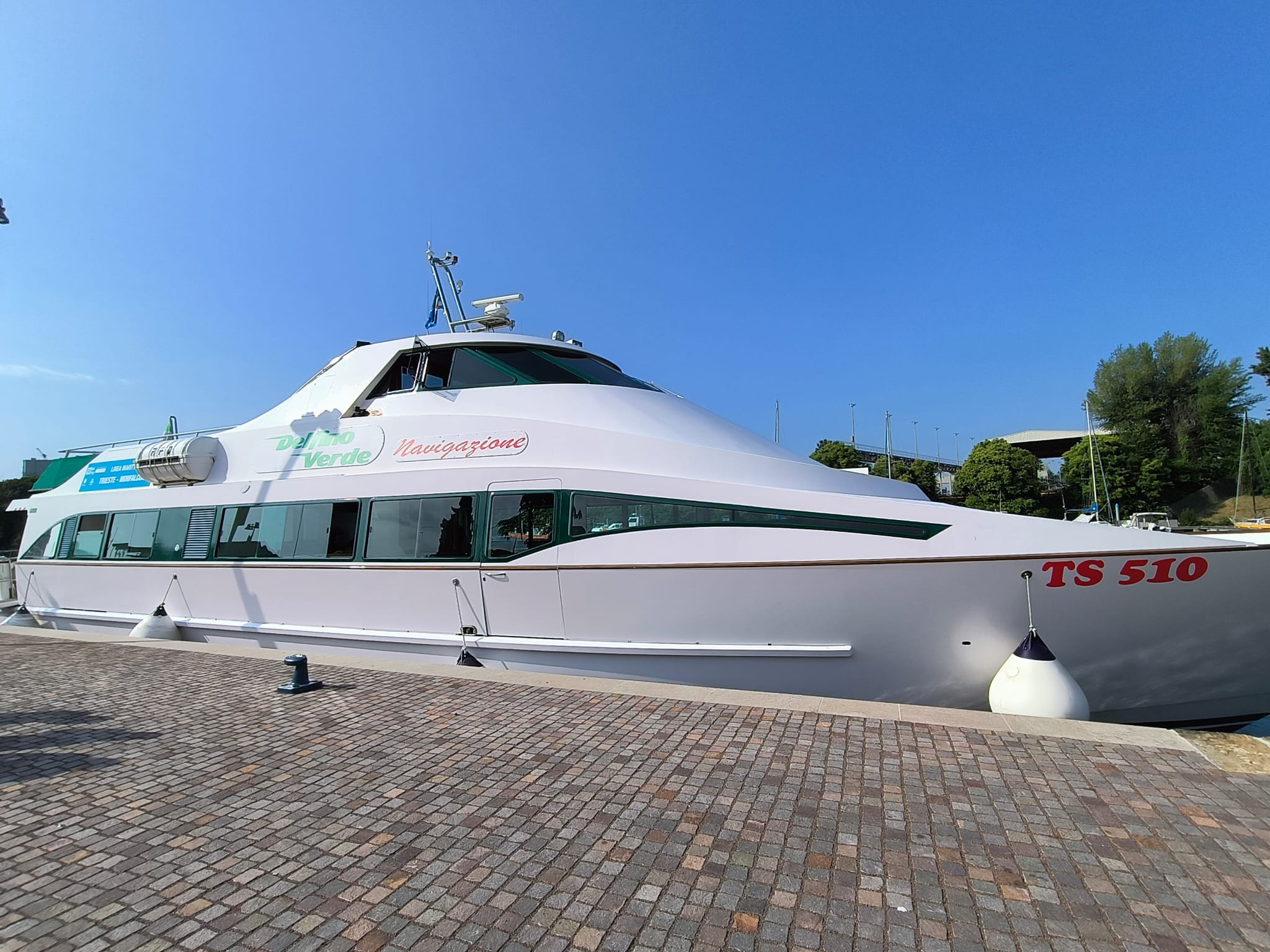 Copertina per Ritorna la rotta marittima Trieste-Monfalcone con il Delfino Verde, ecco la proposta