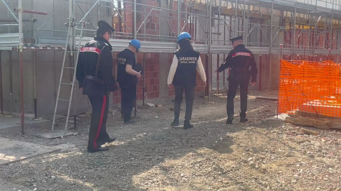 Immagine per I Carabinieri del NIL controllano a tappeto il Goriziano. Tra gli irregolari cantieri, bar e ristoranti: sanzioni per oltre 170 mila euro