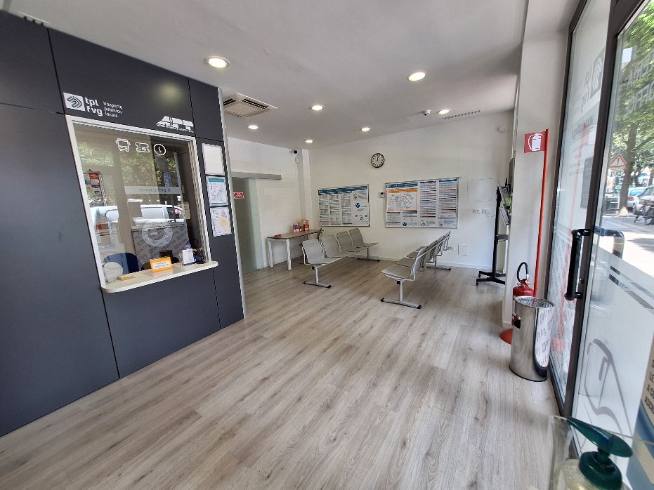 Copertina per Apt offre trasporti agevolati per gli studenti e apre lo sportello di assistenza autocertificazioni