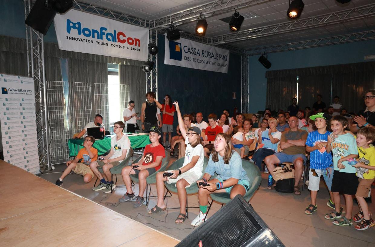 Copertina per Fumetti, giochi e volontariato: 'MonfalCon' conquista la città. Deotto: «Una grande festa per tutti e con grandi adesioni»