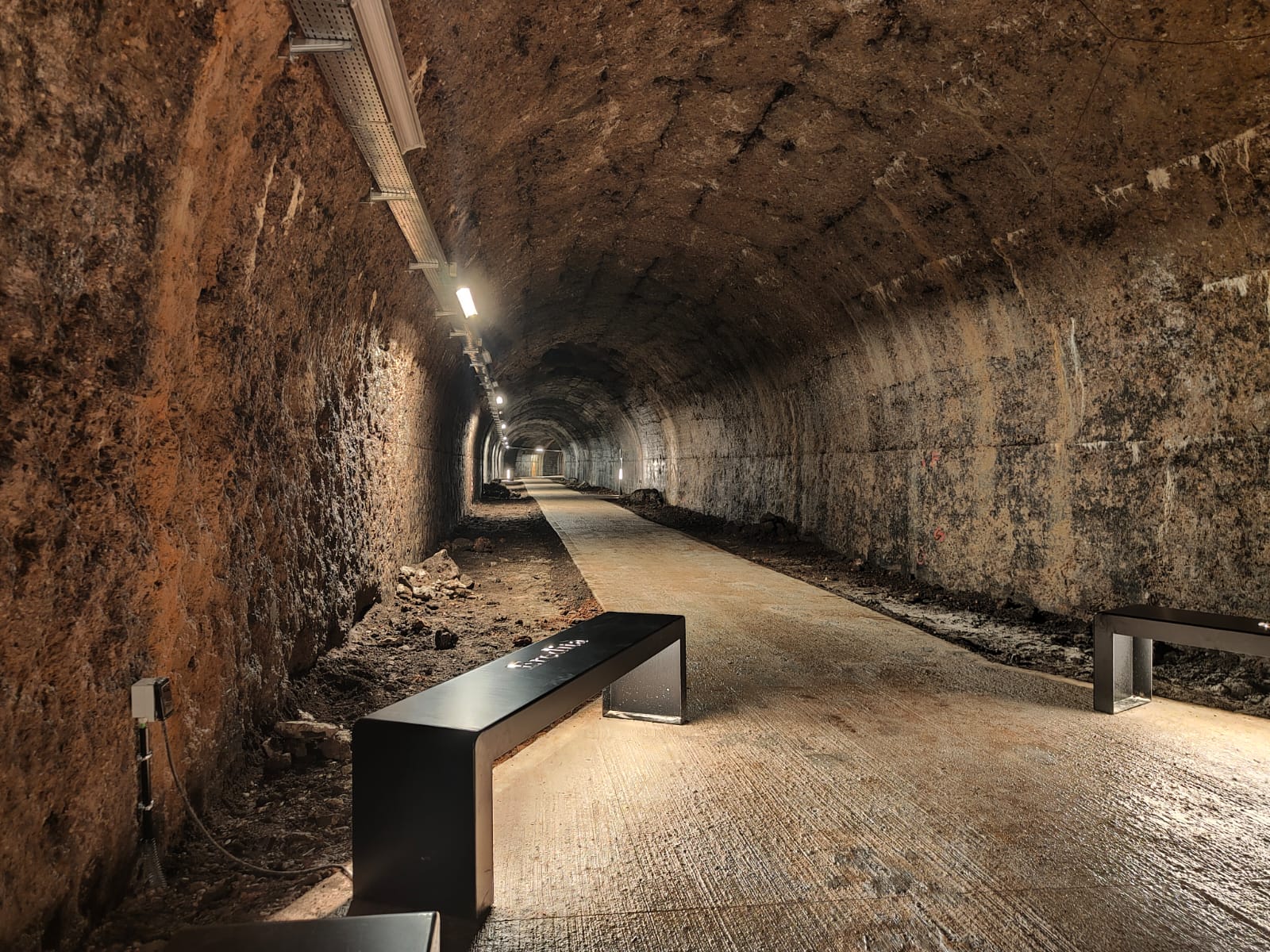 Copertina per «Un generatore di memorie», riapre a Monfalcone la Galleria Rifugio