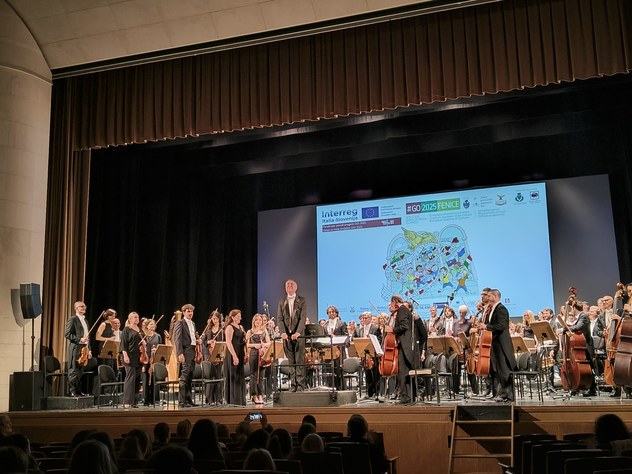 Copertina per Go! 2025 si congiunge a Venezia, studenti italiani e sloveni testimoni della pace europea