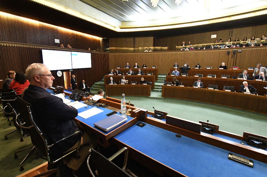 Immagine per Proposta di legge sul divieto di utilizzo del velo integrale: ok del Consiglio Regionale del Fvg 