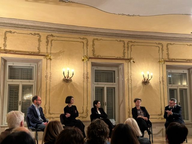 Copertina per 'Aria e Luce': il teatro in carcere tra rieducazione ed espressione della libertà interiore