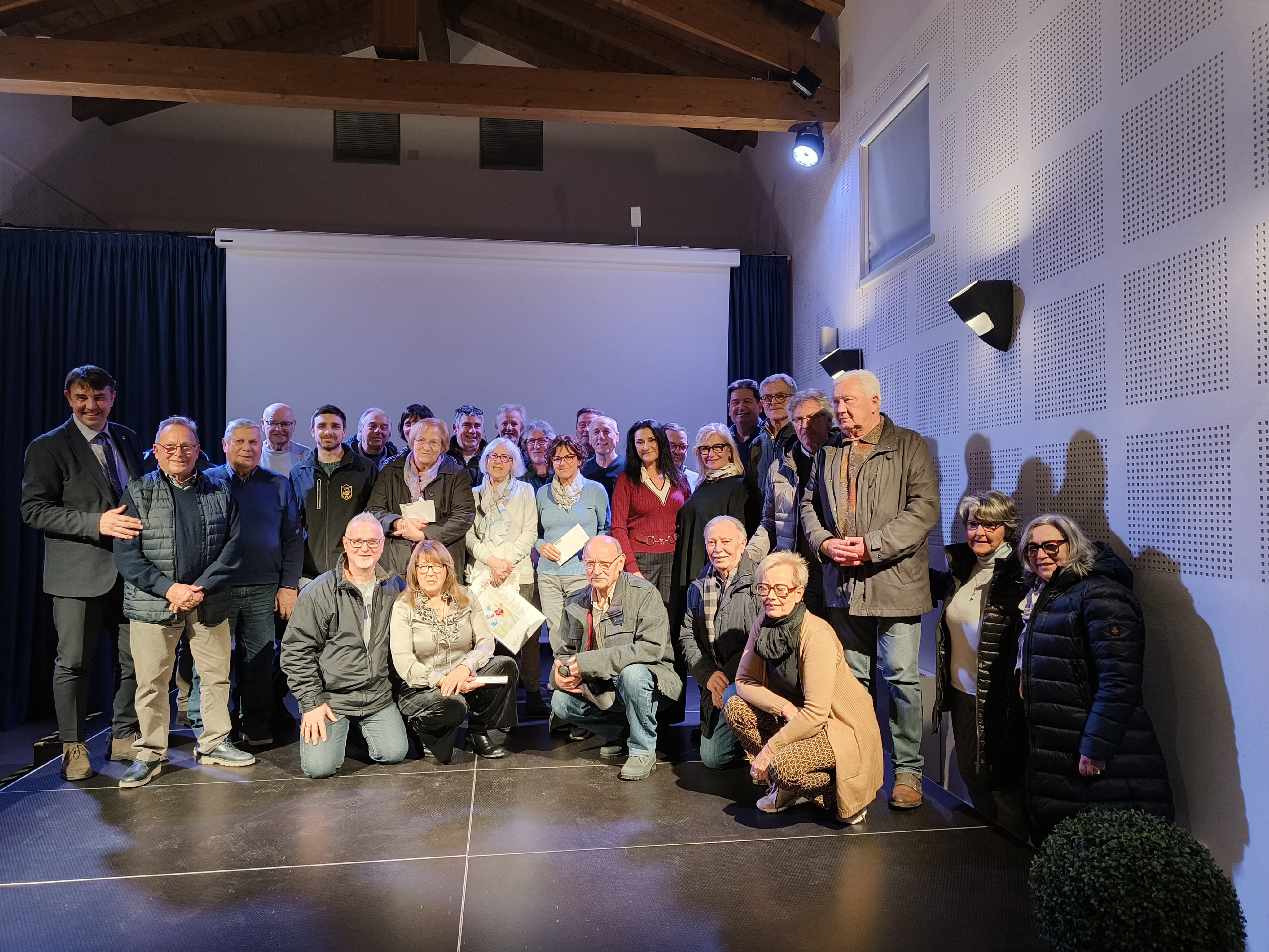 Immagine per Ronchi, l’olivo della solidarietà sostiene le associazioni locali