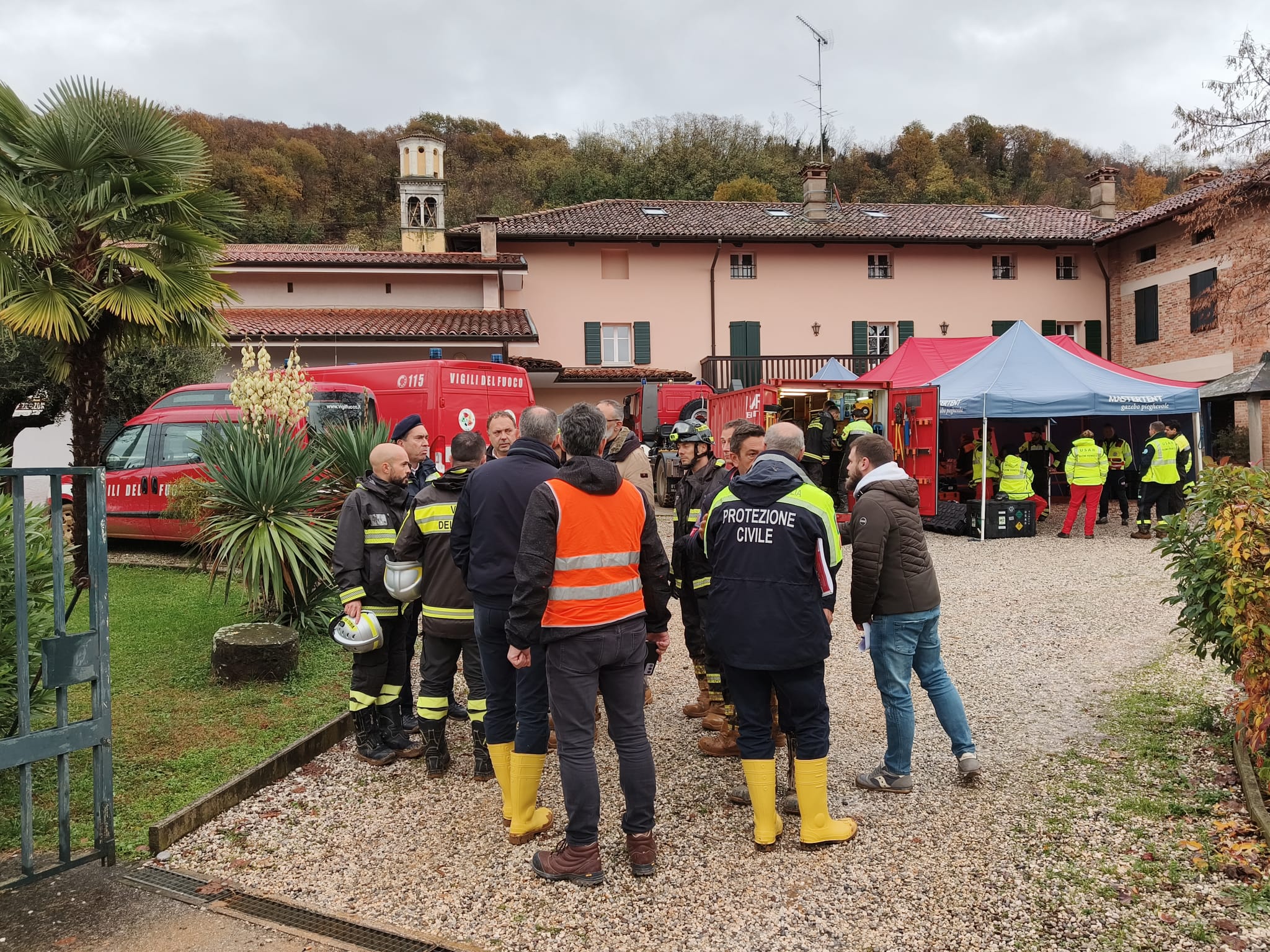 Immagine per Il direttore nazionale dei Vigili del Fuoco Eros Mannino in sopralluogo a Brazzano