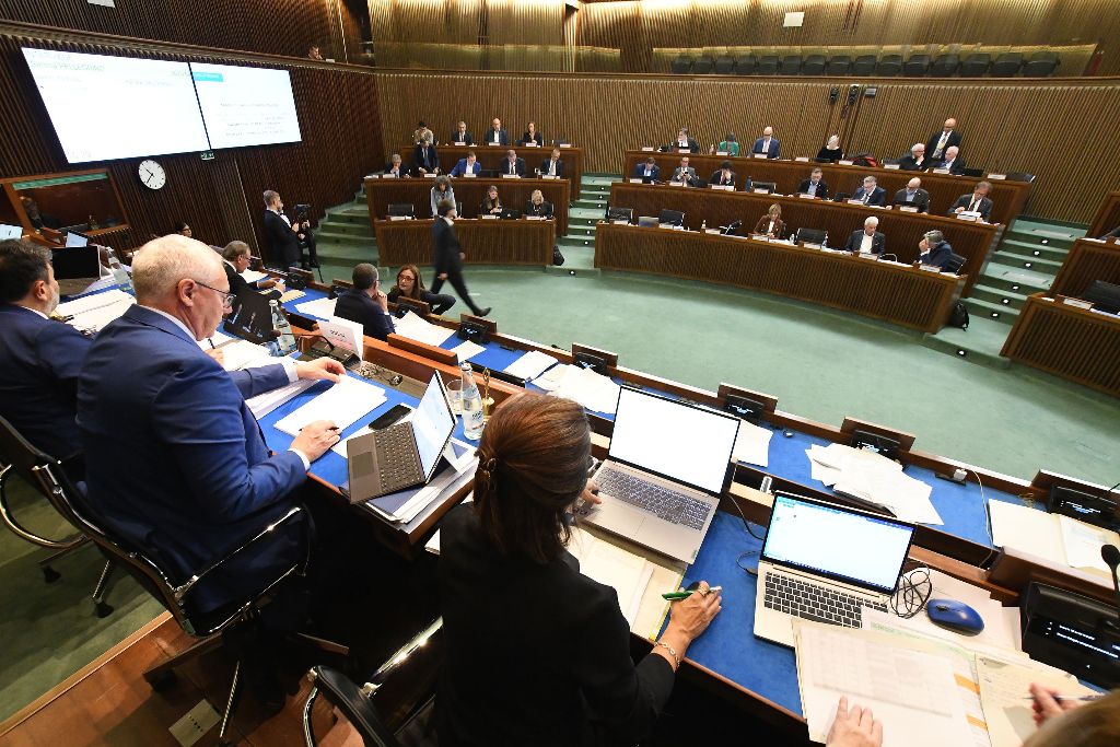 Copertina per Varata la manovra d’autunno in Regione. Un ‘gigante’ da 277 milioni, stanziate risorse anche per il territorio goriziano