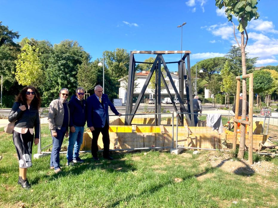 Immagine per Gorizia inaugura ‘Go! Pharus’, è l’Obelisco della Cultura «un inno alla convivenza civile e pacifica»