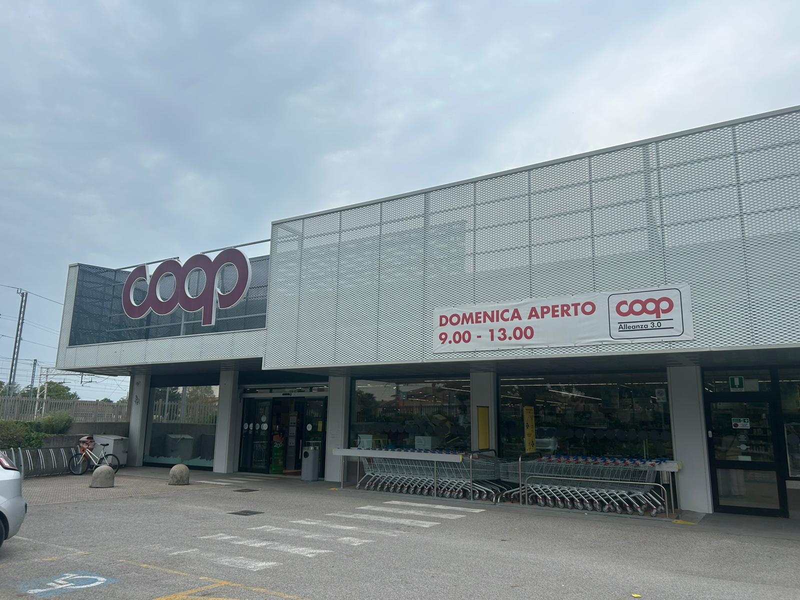 Copertina per Cormons, furto alla Coop di via Venezia Giulia. L’Arma arresta due uomini