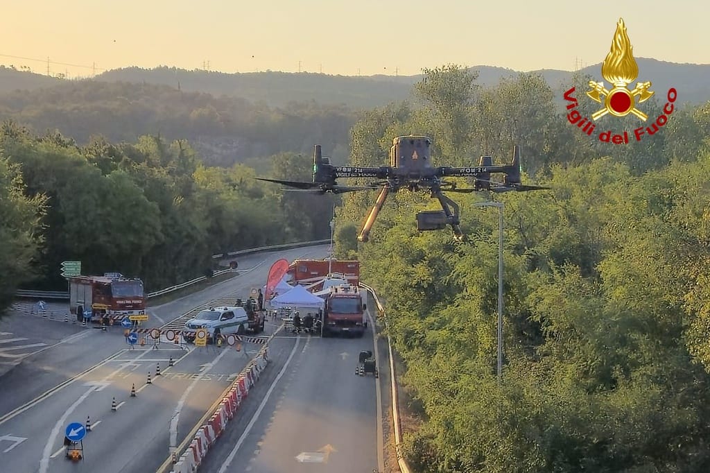 Incendi sul Carso: spento il rogo di San Martino del Carso, in via di esaurimento quello della Moschenizza