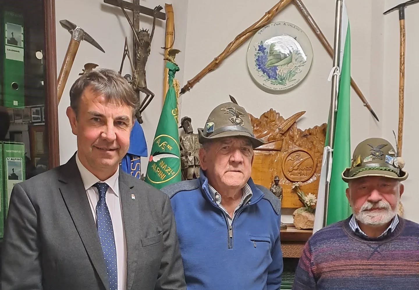 Immagine per Cambia la guida degli Alpini di Ronchi, Giorgio Grizonich passa la mano a Marco Danielis