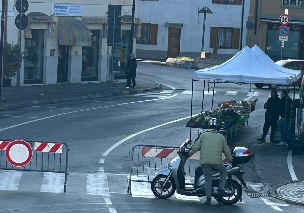 «Mercato settimanale sempre più vuoto», Lega di Staranzano in pressing: «Quali i risultati del bando?»