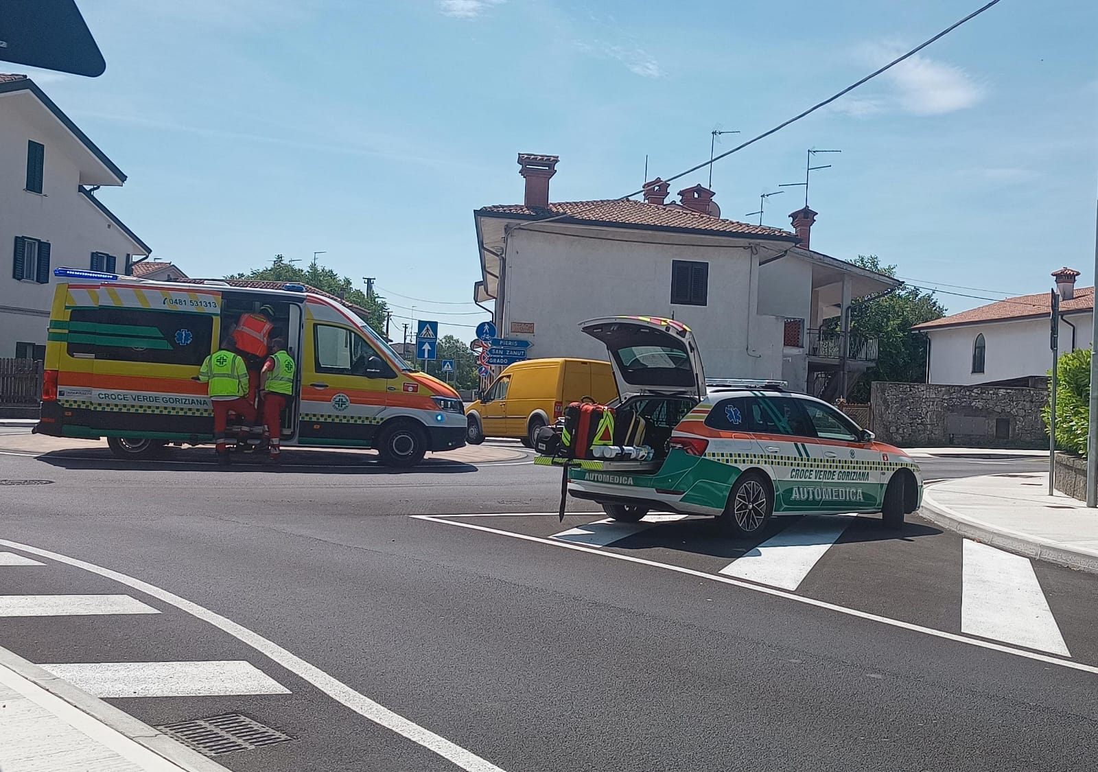 Immagine per Scontro tra due ciclisti sulla nuova rotonda di San Pier d'Isonzo: ferito un 78enne
