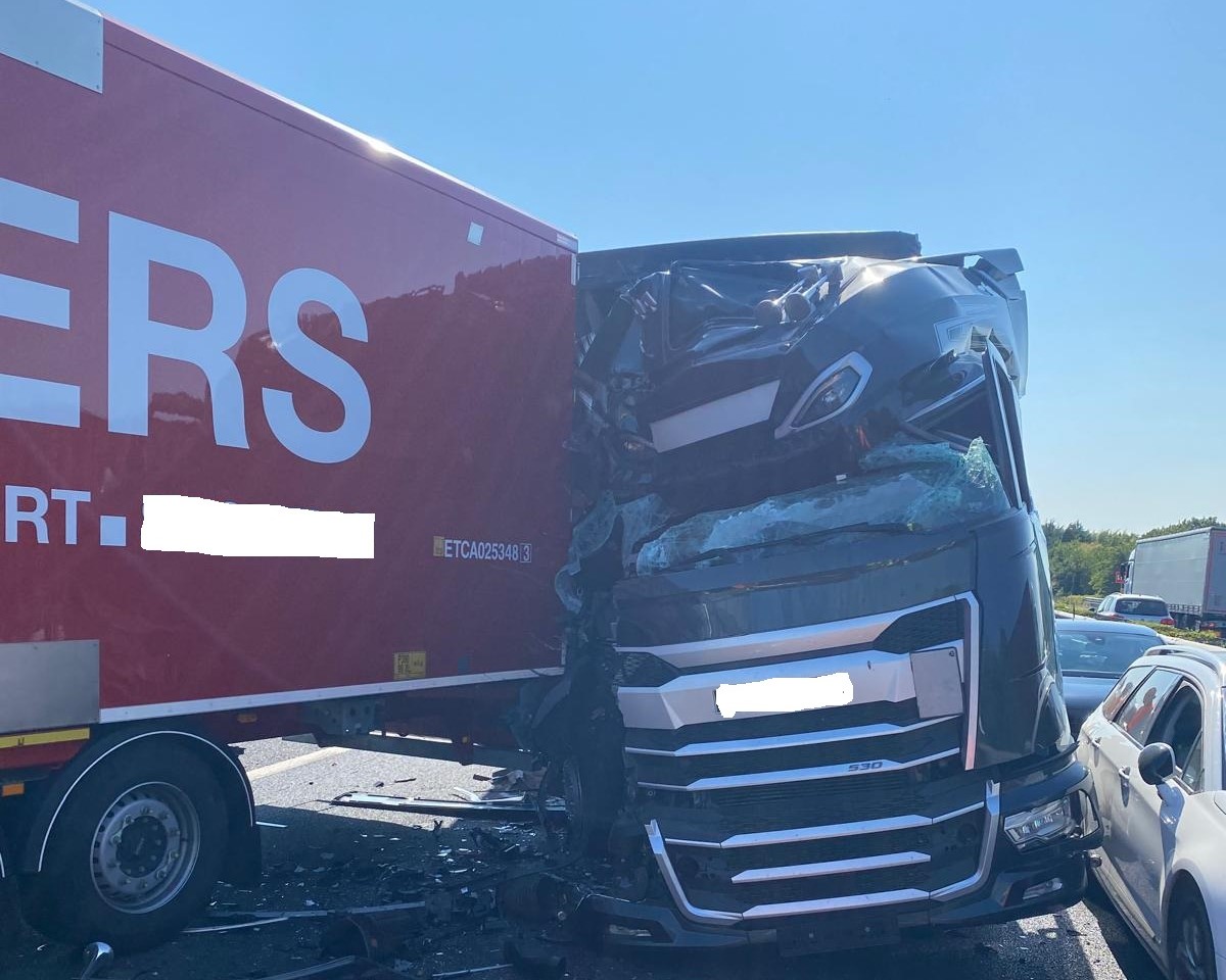 Immagine per Incidente sulla A4 tra Villesse e Palmanova: tamponamento tra due camion