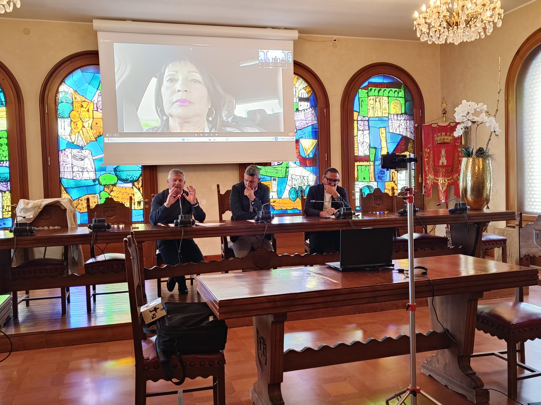 Immagine per «A Grado c’è la mafia bengalese», Cisint presenta l’esposto. Corbatto: «Controlli costanti» 