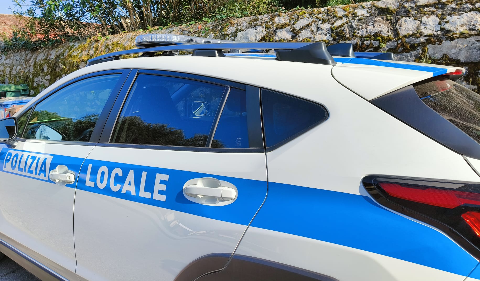 Immagine per Extracomunitari abusivi in un appartamento a Monfalcone, sanzione da 4.100 euro al proprietario ospitante