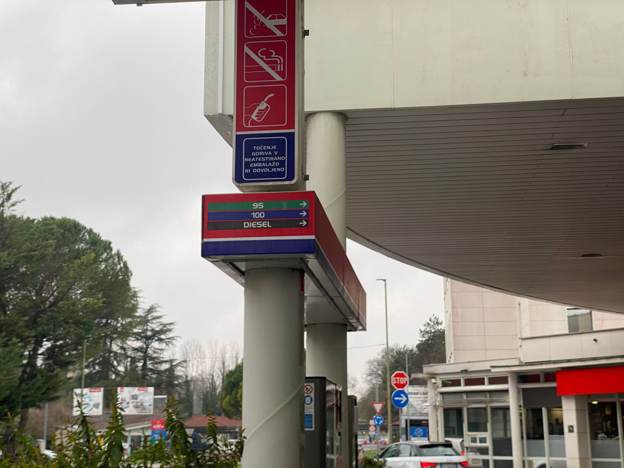 Immagine per Taglio delle accise sui carburanti, il Governo interviene: diesel sotto 1,90 euro al litro