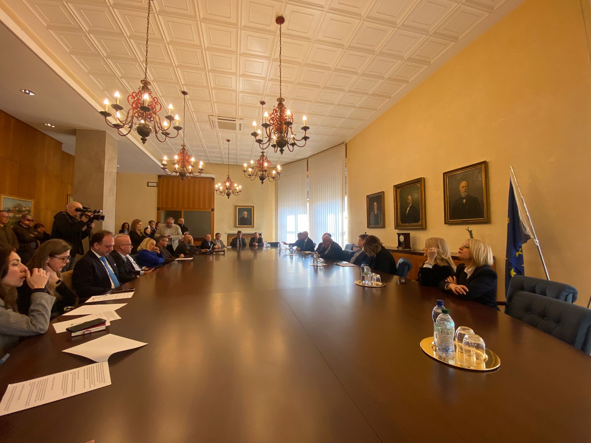 Immagine per  A Gorizia il progetto per costruire nuovi aerei anfibi antincendio: 1miliardo di investimento per 1200 posti di lavoro