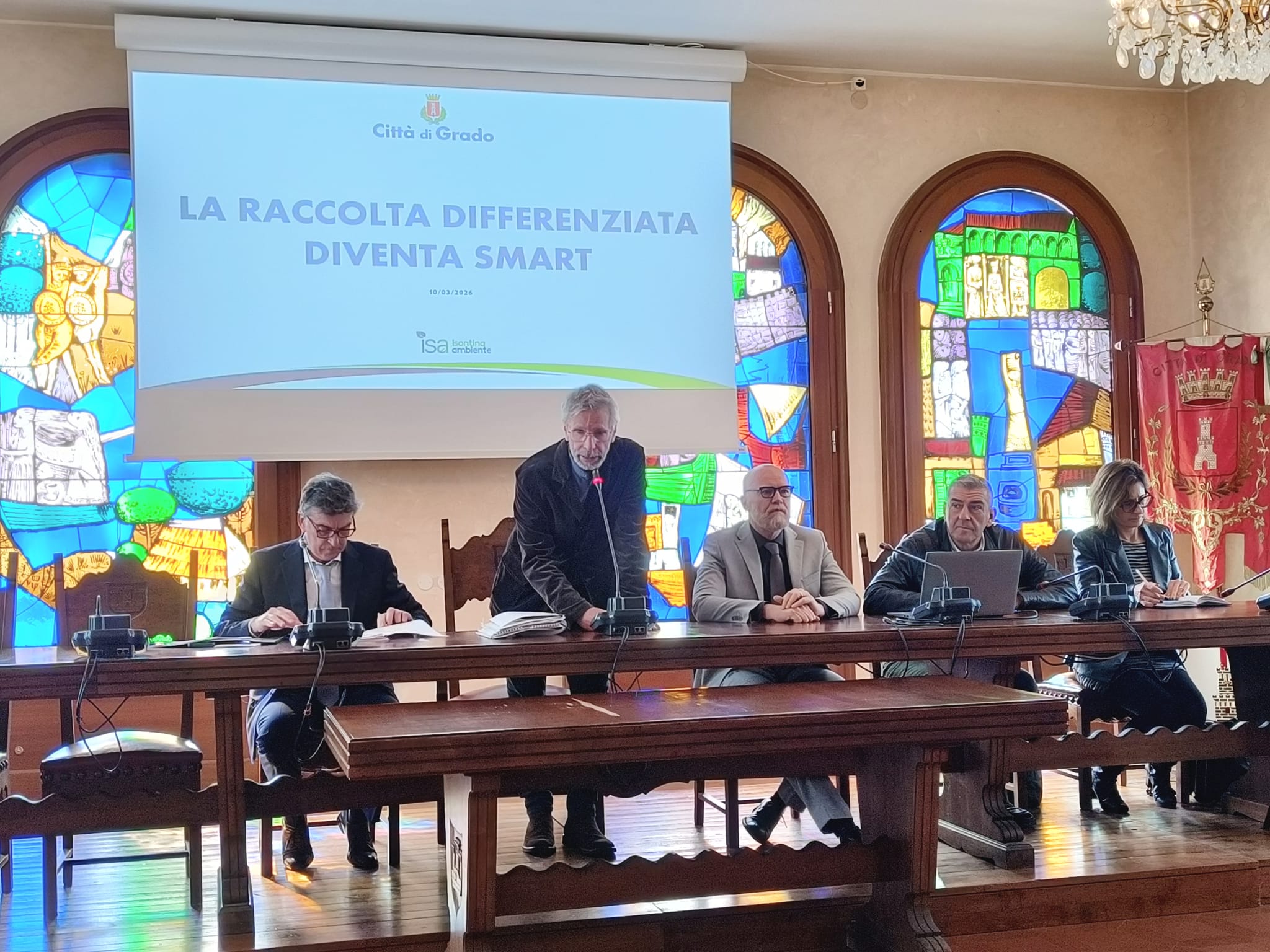 Immagine per Grado sempre più ‘Smart City’ con l’arrivo dei cassonetti ad accesso identificato di Isa Ambiente