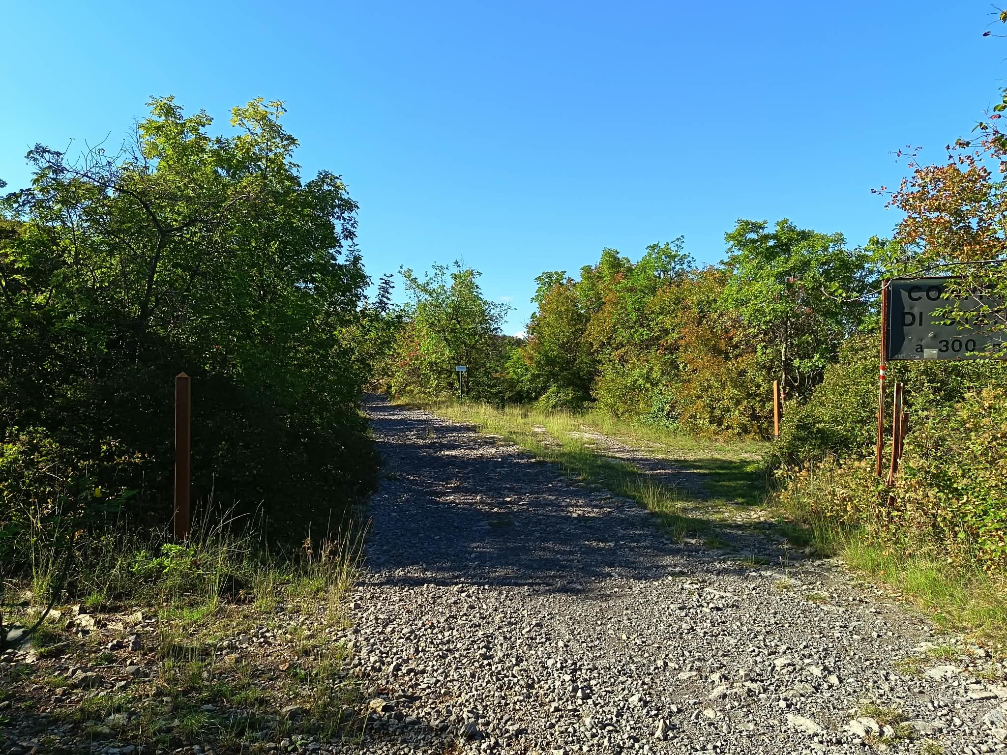 Immagine per Rubati 20 cartelli del sentiero 'Walk of Peace' tra Ceroglie e il Monte Ermada 
