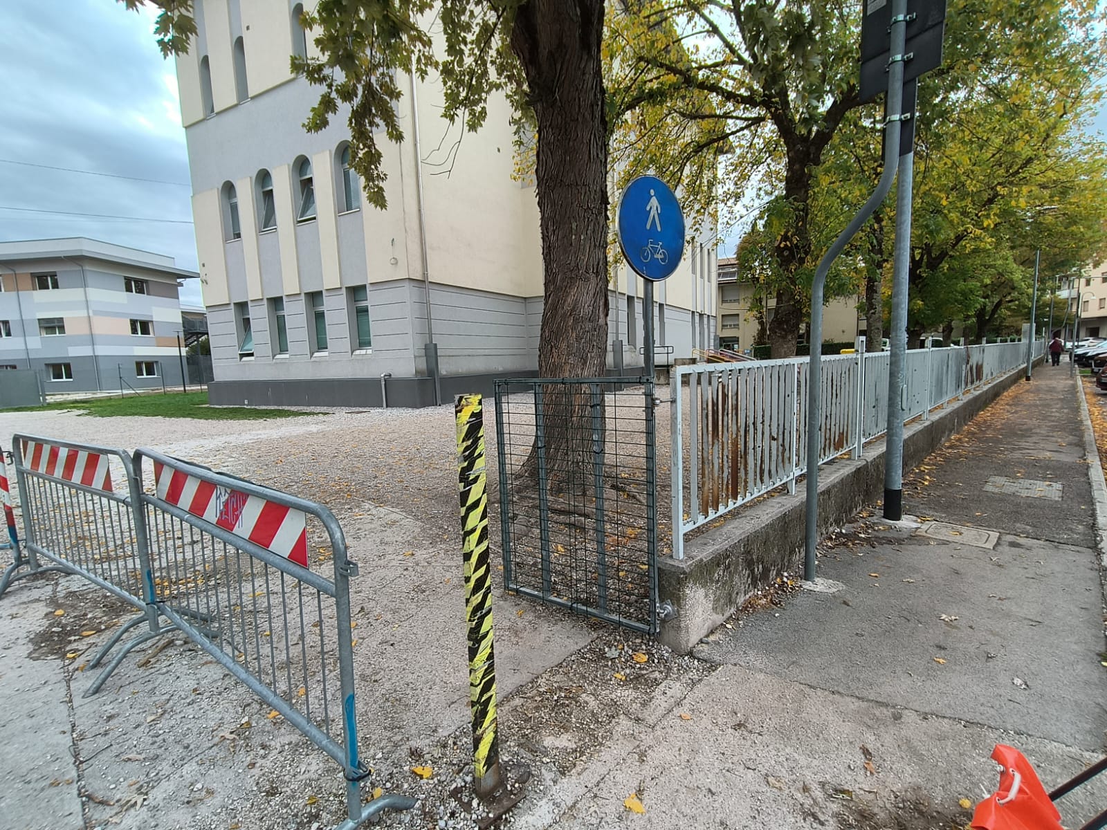 Immagine per Scuola Primaria ‘Vittorino da Feltre’ di Ronchi, genitori e insegnanti chiedono una recinzione protettiva