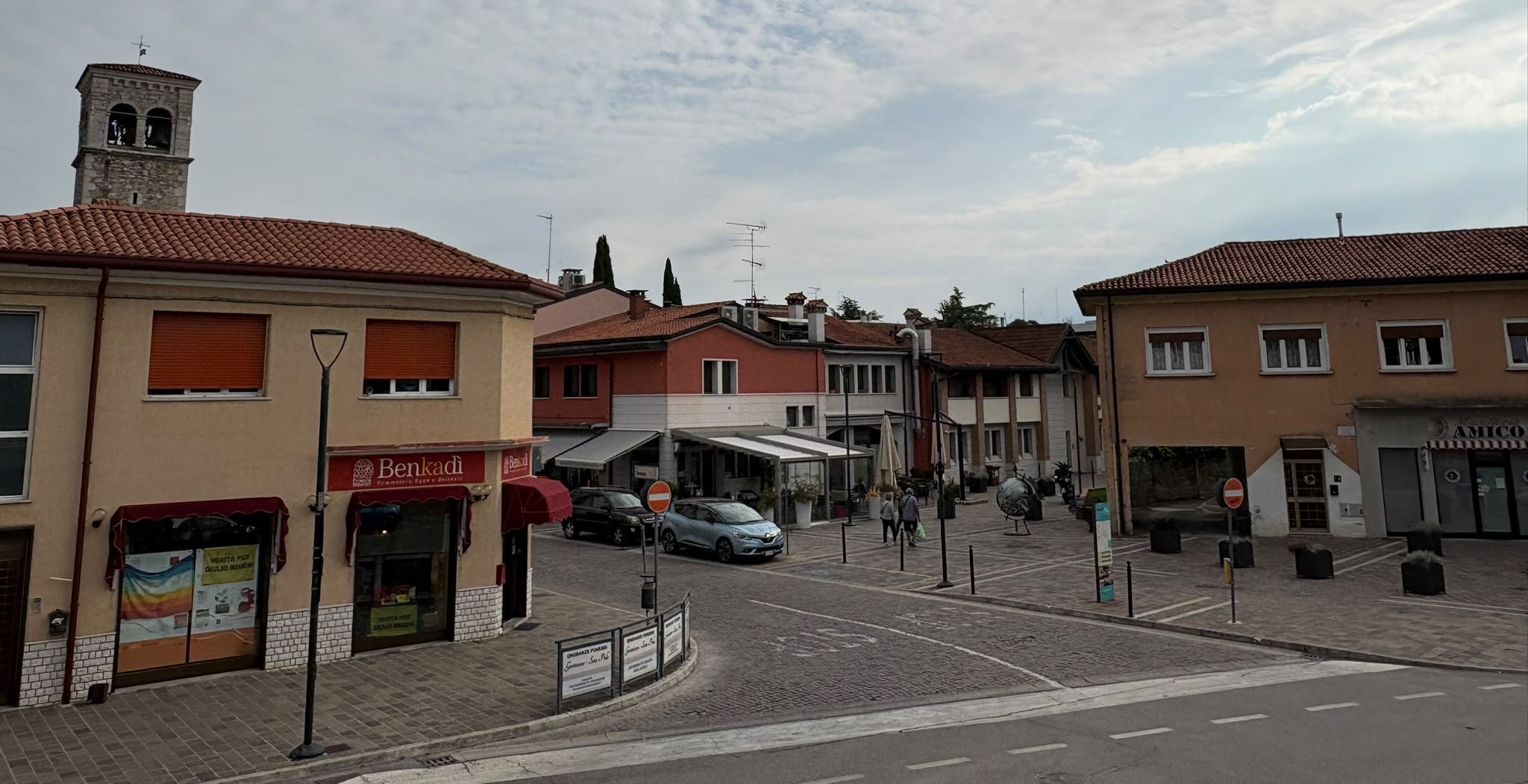 Staranzano ha cinque nuove attività storiche: Mobili Brugnera, Maritani, Boutique del Dolce, Bosio e Calzature da Ivan