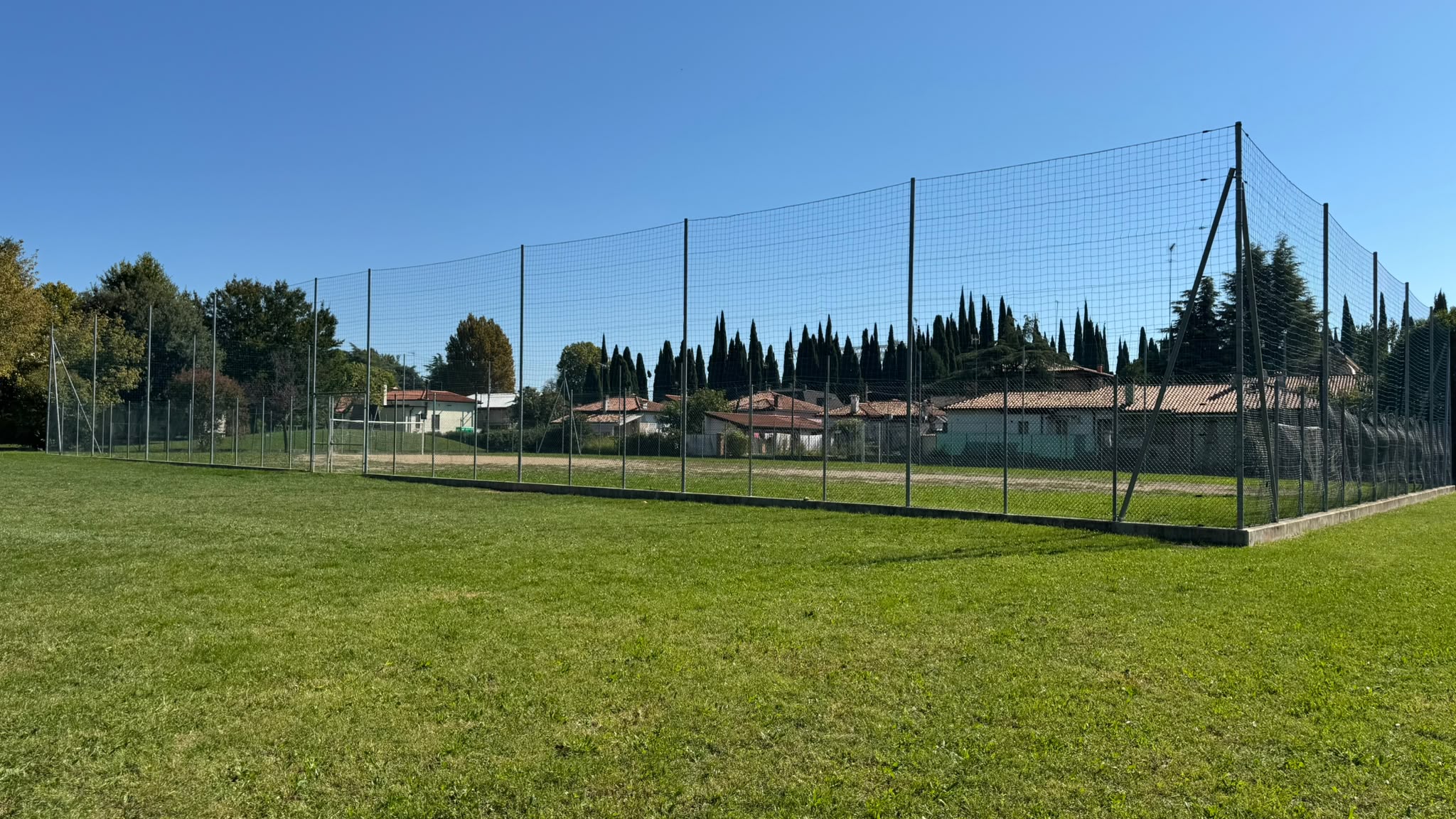 Immagine per Monfalcone, 100 mila euro dalla Regione per riqualificare il prato da gioco del campo sportivo di via Cellottini