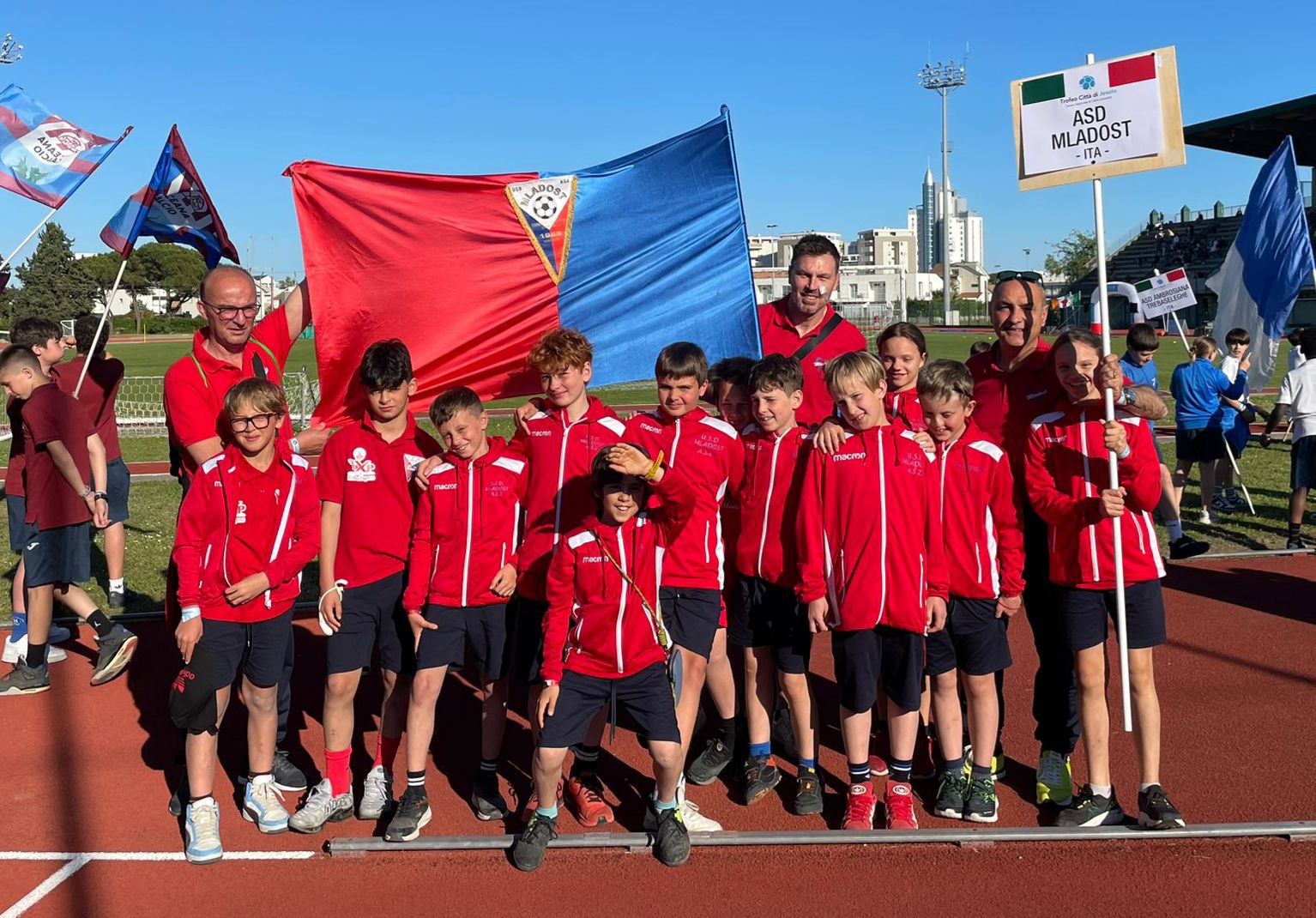 Lo sport per i più giovani, ecco il torneo dei pulcini dell'Associazione Sportiva Mladost organizza un torneo giovanile della categoria pulcini 