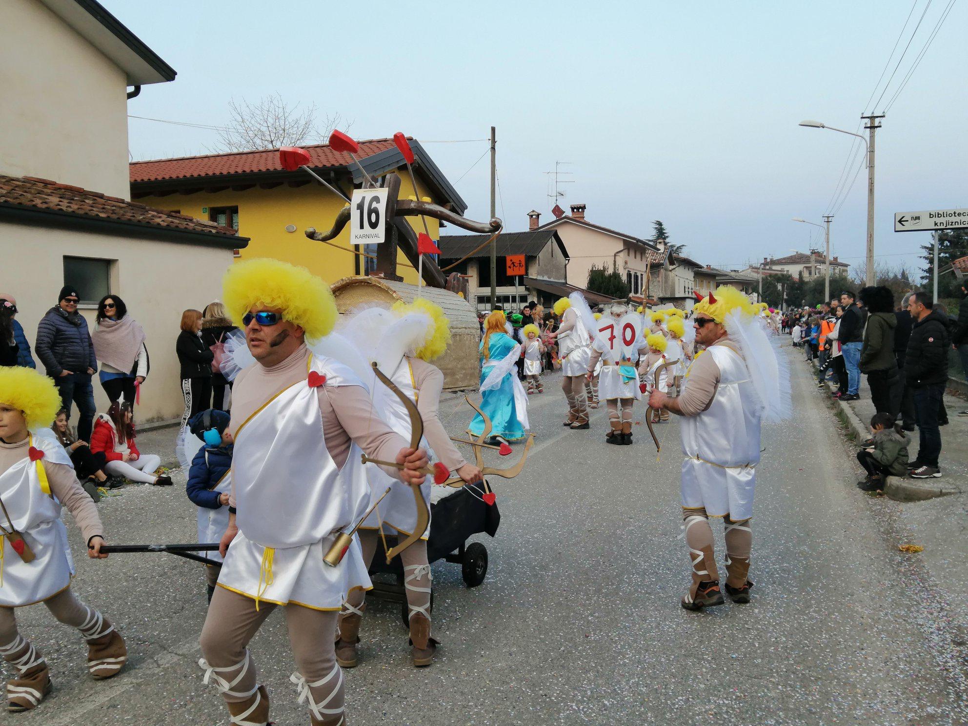 Immagine per Troppi rischi con il Covid e Savogna d'Isonzo rinuncia al carnevale. La festa si fa online