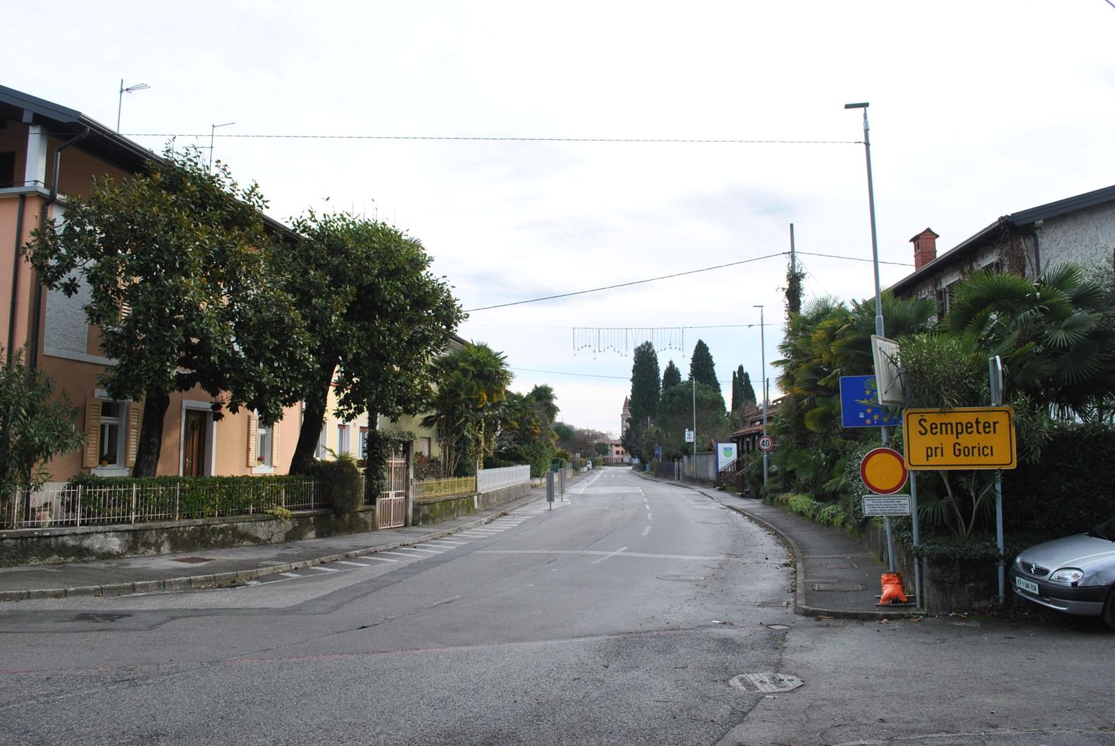 Immagine per Confine a Gorizia di nuovo aperto, pressing per una nuova legge sul carburante