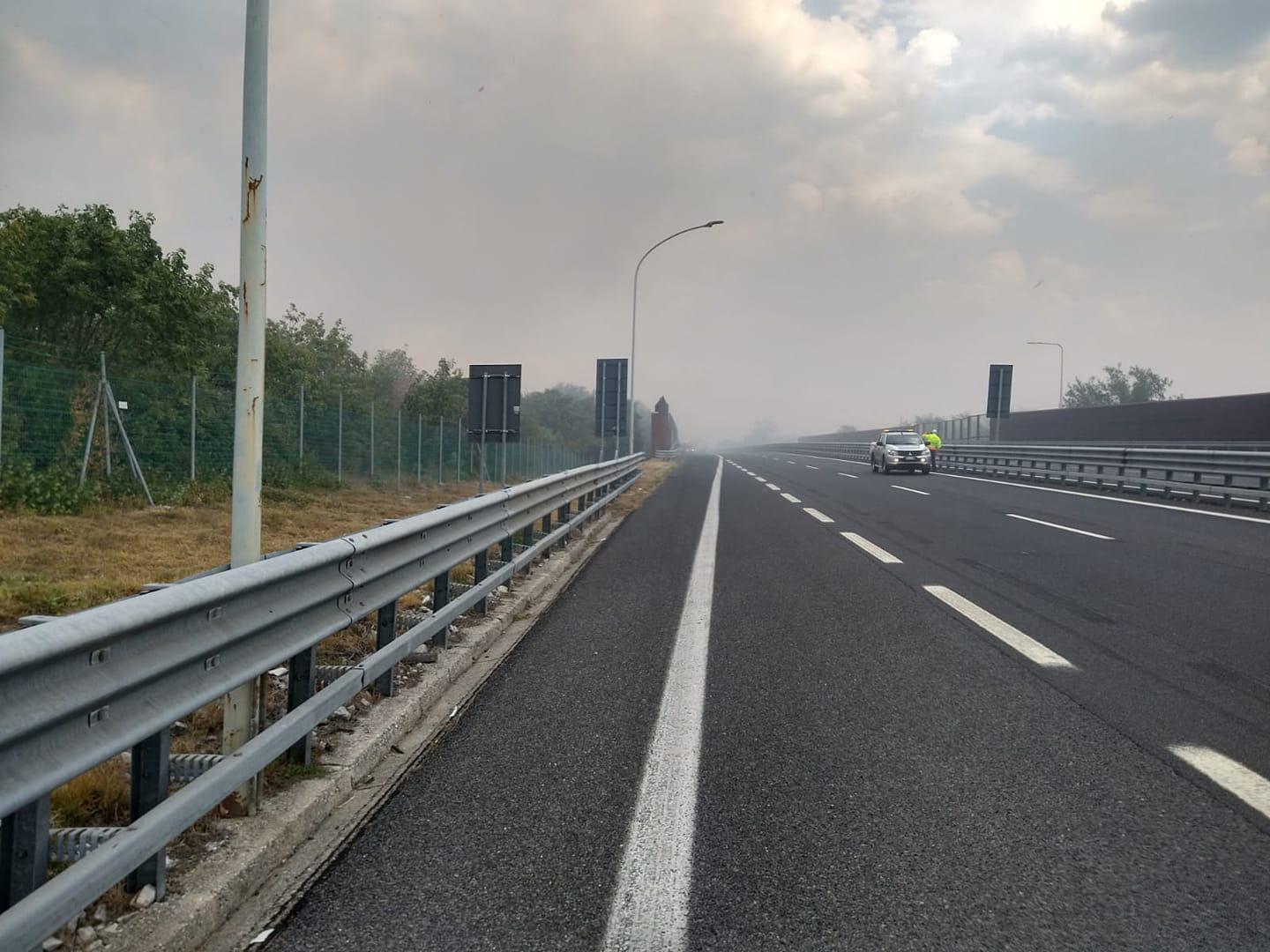 Copertina per Incendio spento sul Carso, ritorno alla normalità in autostrada A4