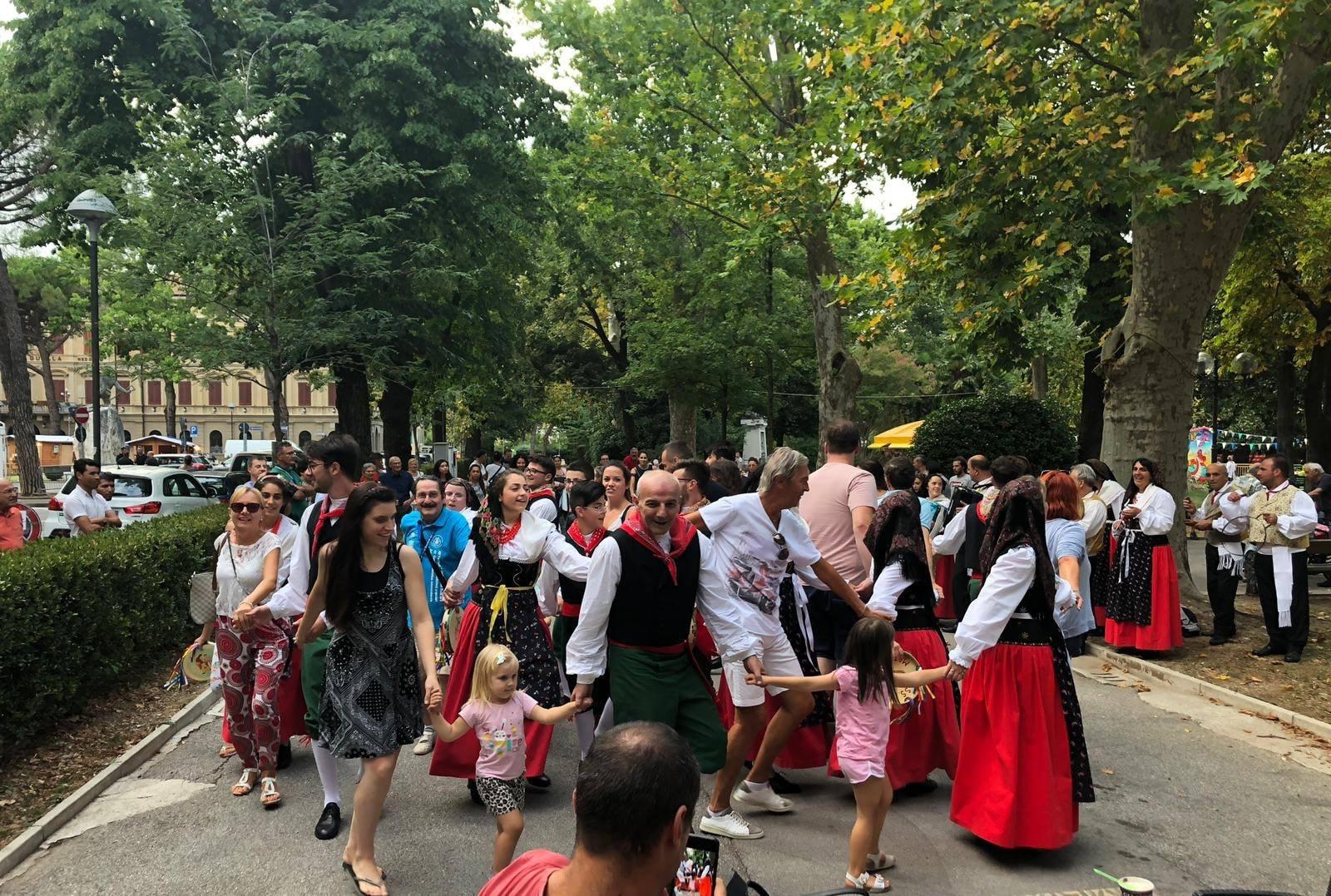 Immagine per Gorizia tra sagre, concerti e il Festival del Folklore nell'agosto in città