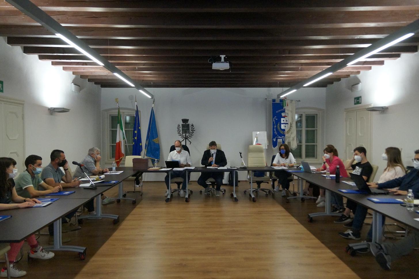 Immagine per L'opposizione boccia rendiconto e opere, «Romans ferma al palo»